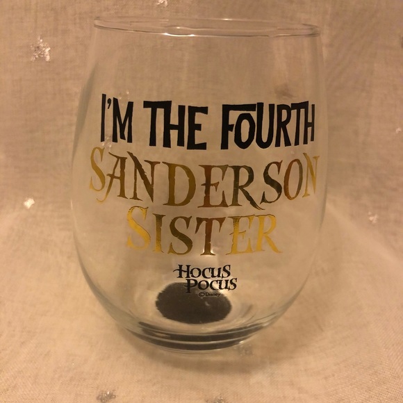 Hocus Pocus Wine Glass 🎃👻🧙♀️ - Picture 6 of 8